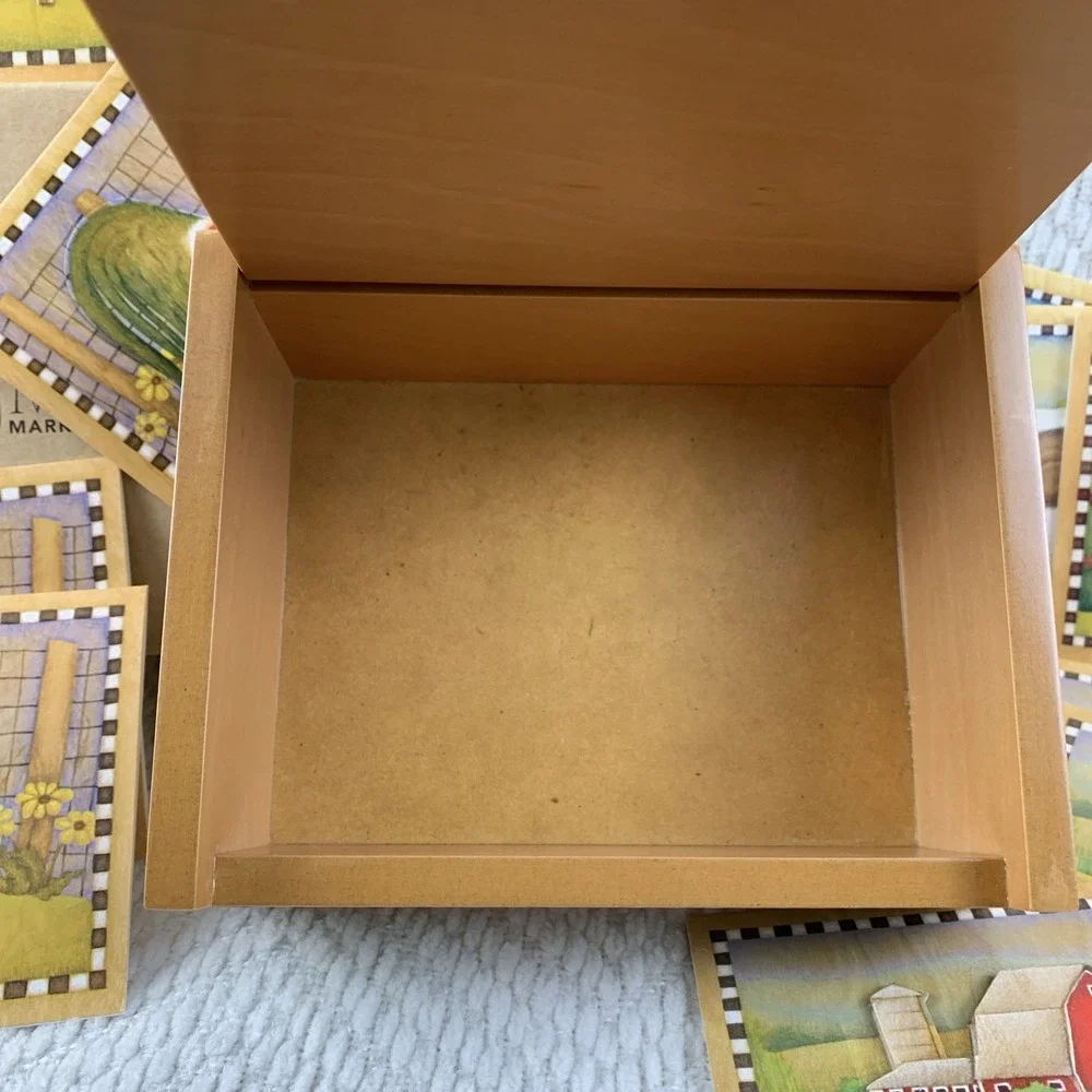 VTG 2003‎ BETH LOGAN Wooden Box With 3D Notecards Farm Cow Barn Rooster Daisies